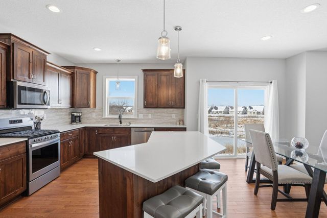 17317 Eastwood Avenue, Lakeville, MN 55044