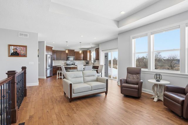 17317 Eastwood Avenue, Lakeville, MN 55044