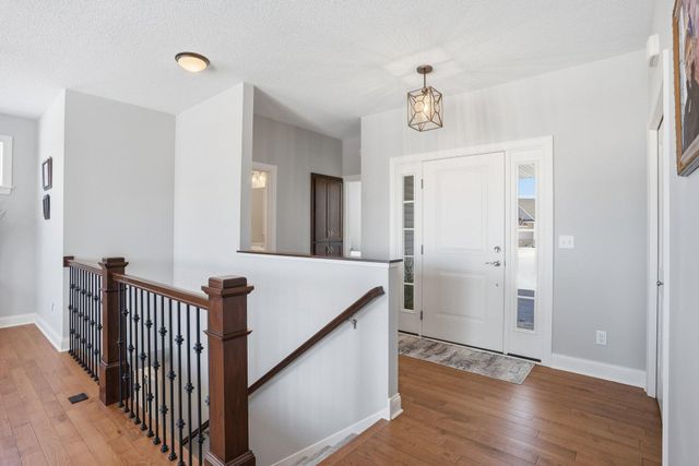 17317 Eastwood Avenue, Lakeville, MN 55044