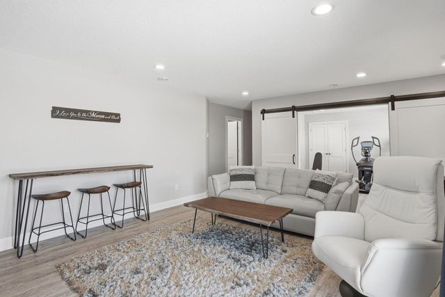 17317 Eastwood Avenue, Lakeville, MN 55044