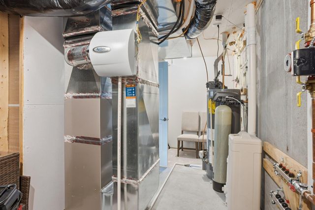 17317 Eastwood Avenue, Lakeville, MN 55044