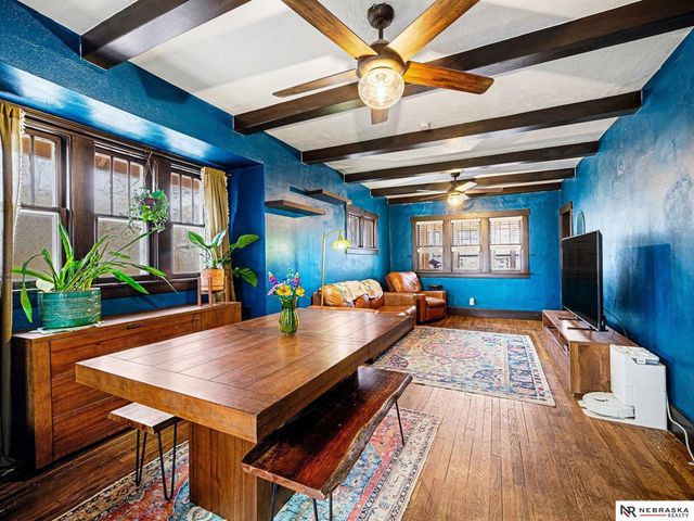 3275 Hascall Street, Omaha, NE 68105