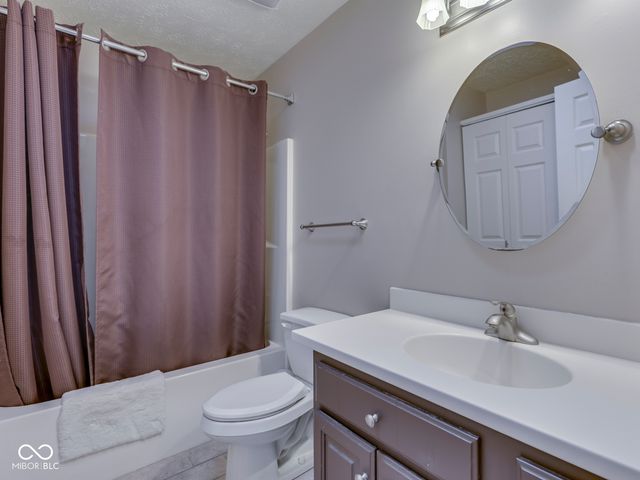 1132 Kay Drive, Greenwood, IN 46142