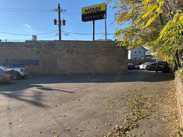 4210 W Irving Park Road, Chicago, IL 60641