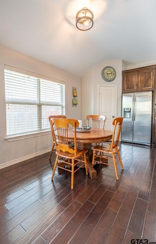 9246 Stonebank Xing, Tyler, TX 75703