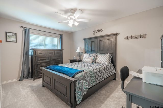 9246 Stonebank Xing, Tyler, TX 75703