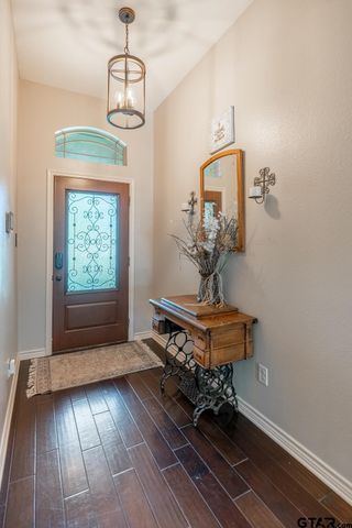 9246 Stonebank Xing, Tyler, TX 75703