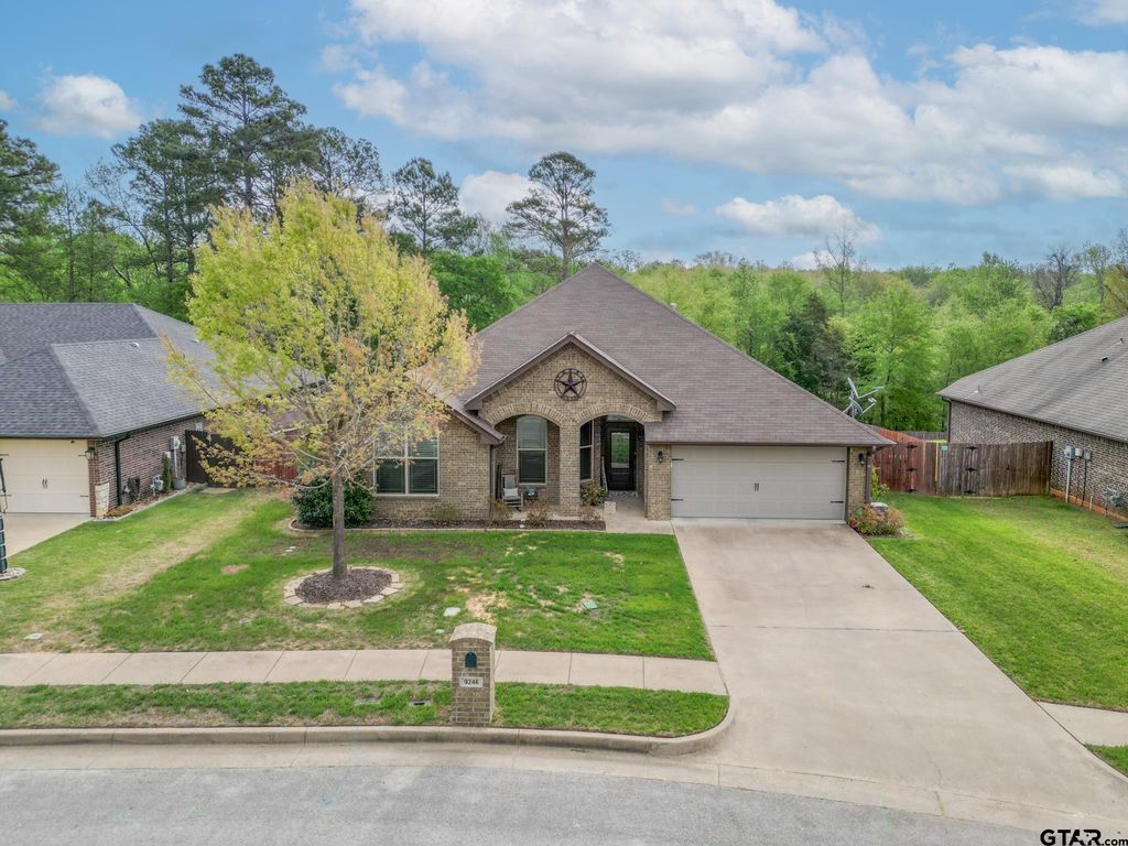 9246 Stonebank Xing, Tyler, TX 75703