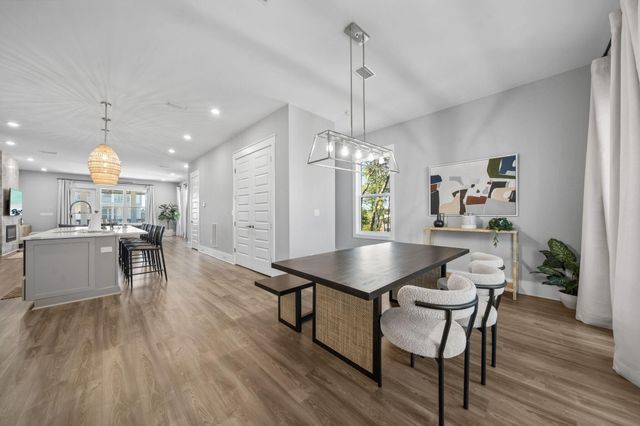 34 W Majestic Palm Drive, Inlet Beach, FL 32461