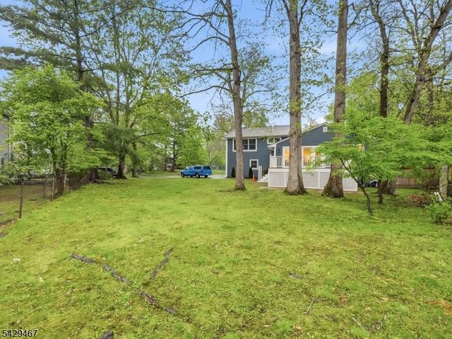29 Heron Rd, Livingston Twp., NJ 07039