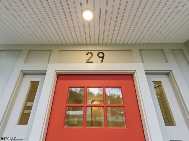 29 Heron Rd, Livingston Twp., NJ 07039