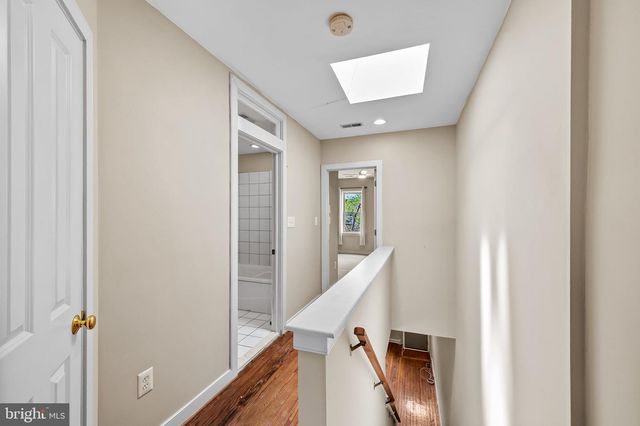 19 N EAST AVE, Baltimore, MD 21224
