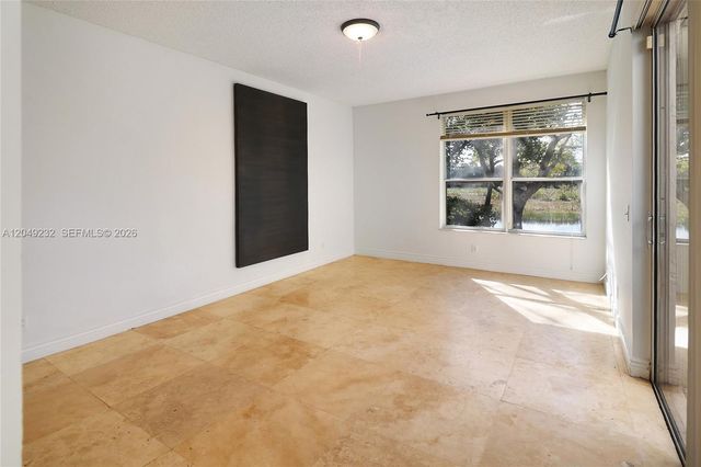 13212 NW 8th St 13212, Pembroke Pines, FL 33028