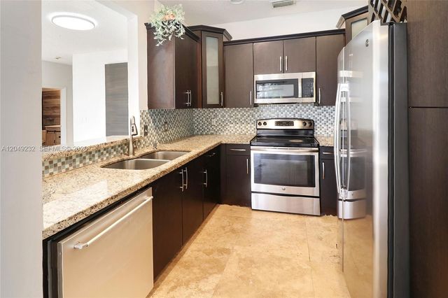 13212 NW 8th St 13212, Pembroke Pines, FL 33028
