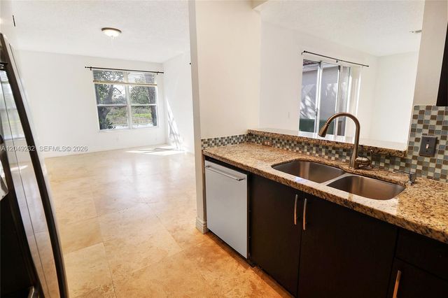 13212 NW 8th St 13212, Pembroke Pines, FL 33028