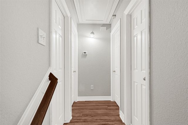 5826 Darlington Oak Street, Houston, TX 77016