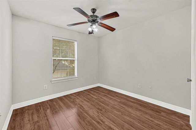 5826 Darlington Oak Street, Houston, TX 77016