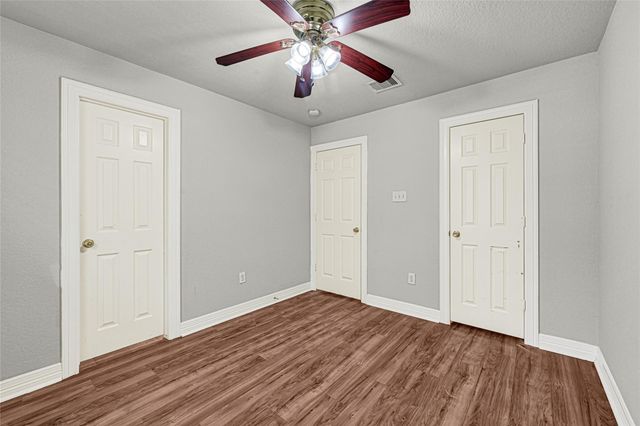 5826 Darlington Oak Street, Houston, TX 77016