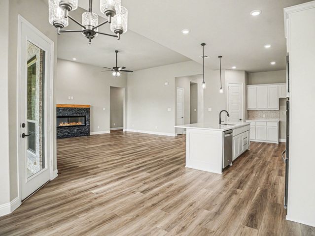 6830 Southrock Drive, Midlothian, TX 76065