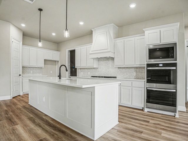 6830 Southrock Drive, Midlothian, TX 76065