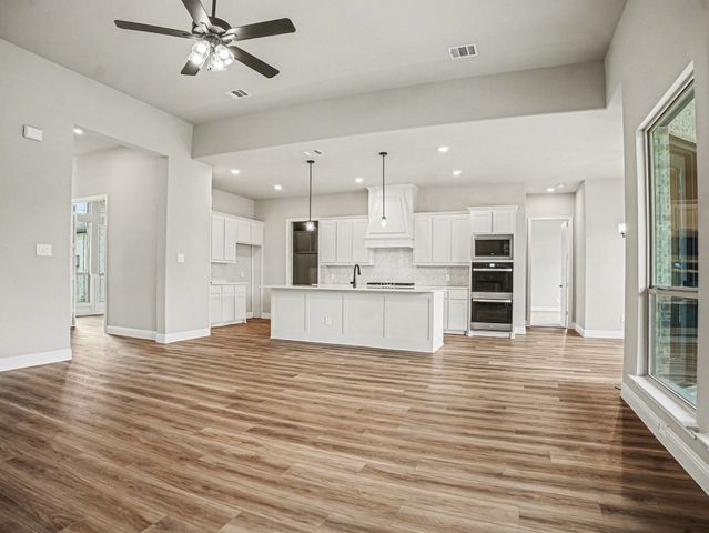 6830 Southrock Drive, Midlothian, TX 76065