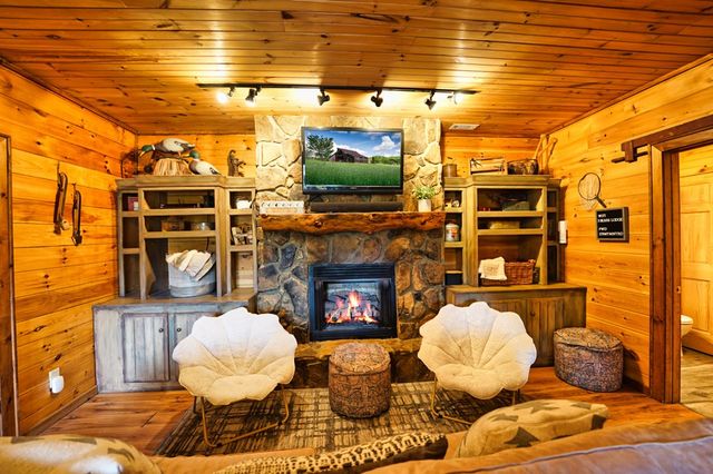 276 My Mountain Road, Morganton, GA 30560