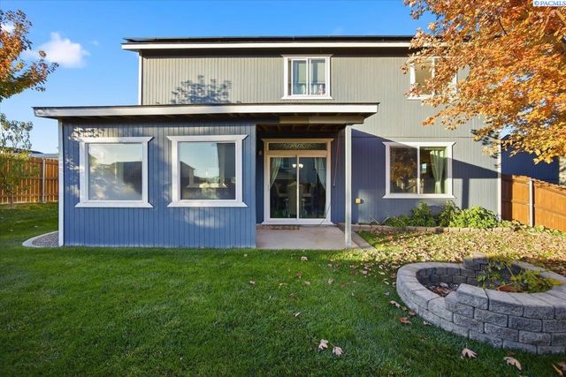 9409 W 8th Place, Kennewick, WA 99336