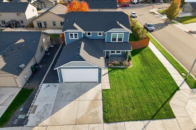 9409 W 8th Place, Kennewick, WA 99336