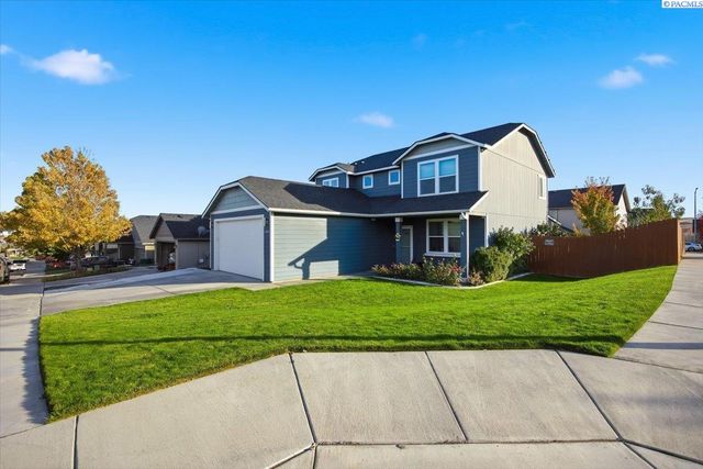 9409 W 8th Place, Kennewick, WA 99336