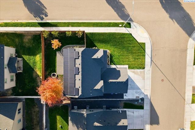 9409 W 8th Place, Kennewick, WA 99336