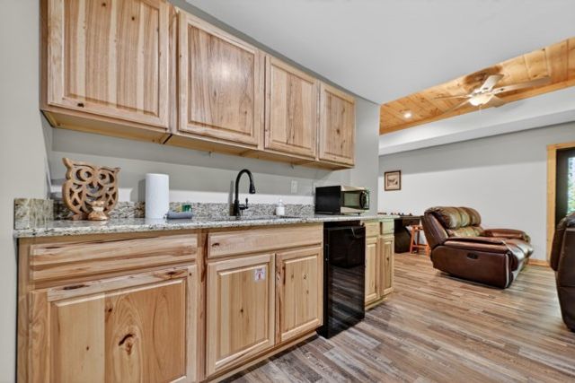 565 Catawba Circle, Ellijay, GA 30540