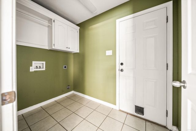 94 Emerald Drive, Maumelle, AR 72113