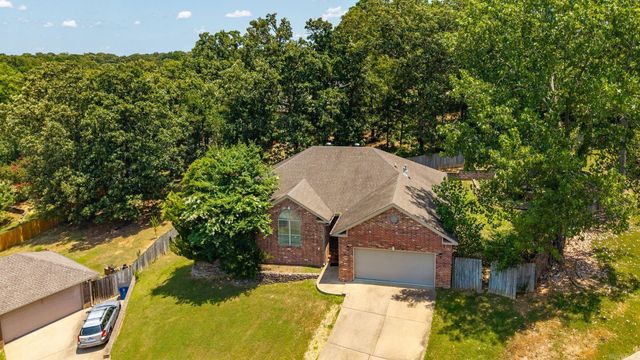 94 Emerald Drive, Maumelle, AR 72113