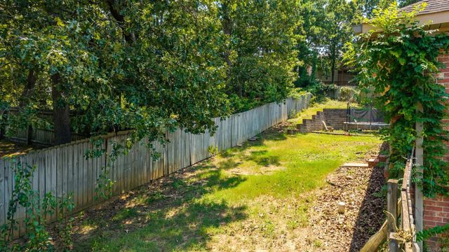94 Emerald Drive, Maumelle, AR 72113