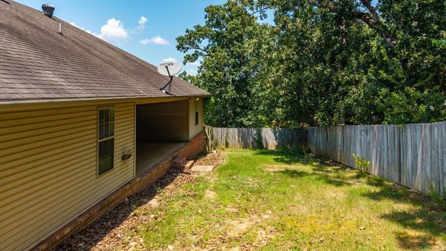 94 Emerald Drive, Maumelle, AR 72113