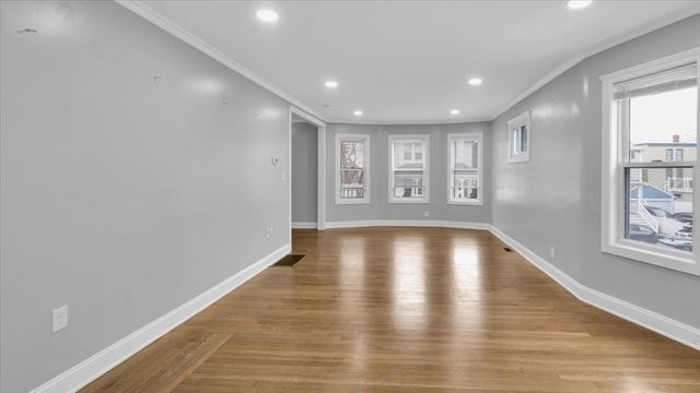71 Pierce Ave 1, Boston, MA 02122
