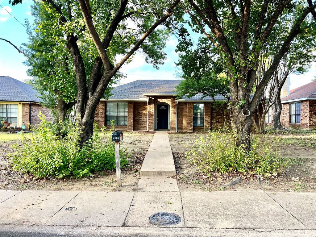 7155 Penshire Lane, Dallas, TX 75227