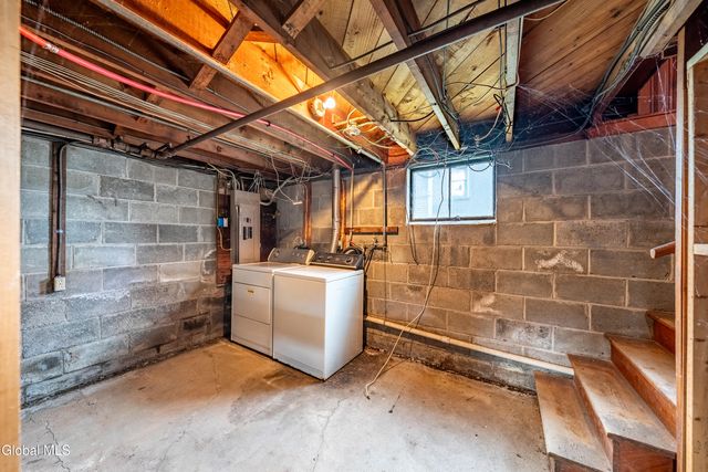 111 Columbia Turnpike, East Greenbush, NY 12144