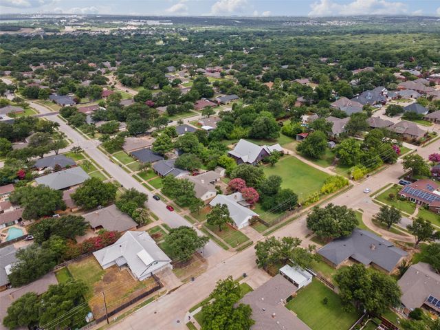 3301 Peachtree Lane, Pantego, TX 76013