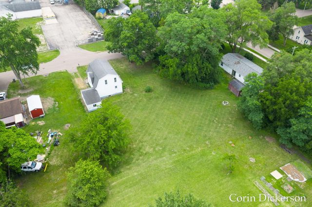 314 Russell Street, Allegan, MI 49010