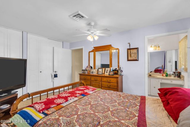 966B Argyll Circle, Lakewood, NJ 08701