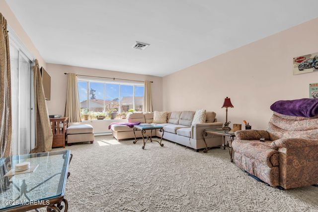 966B Argyll Circle, Lakewood, NJ 08701