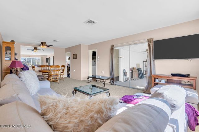 966B Argyll Circle, Lakewood, NJ 08701