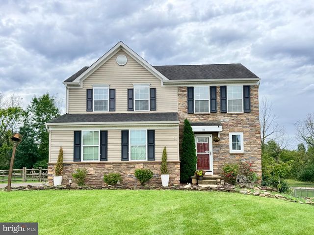 138 MEADOWSIDE DR, Douglassville, PA 19518