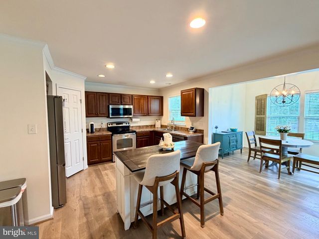 138 MEADOWSIDE DR, Douglassville, PA 19518