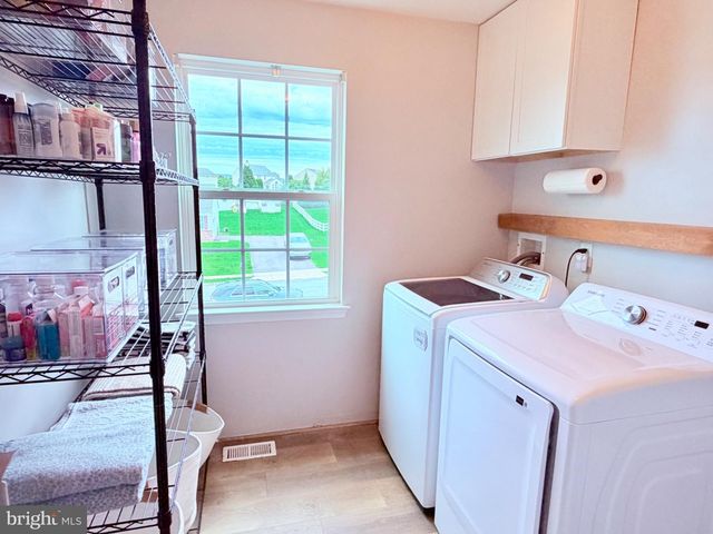 138 MEADOWSIDE DR, Douglassville, PA 19518