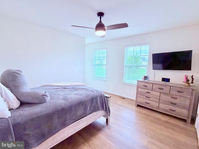 138 MEADOWSIDE DR, Douglassville, PA 19518