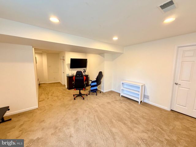138 MEADOWSIDE DR, Douglassville, PA 19518