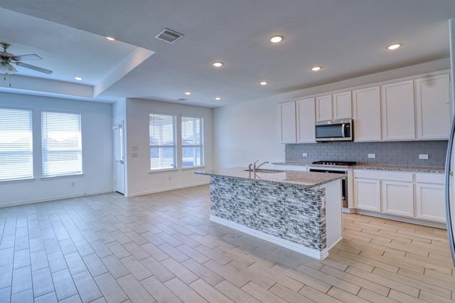 8106 Royal Palm Court, Fulshear, TX 77441