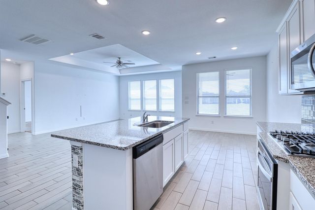 8106 Royal Palm Court, Fulshear, TX 77441